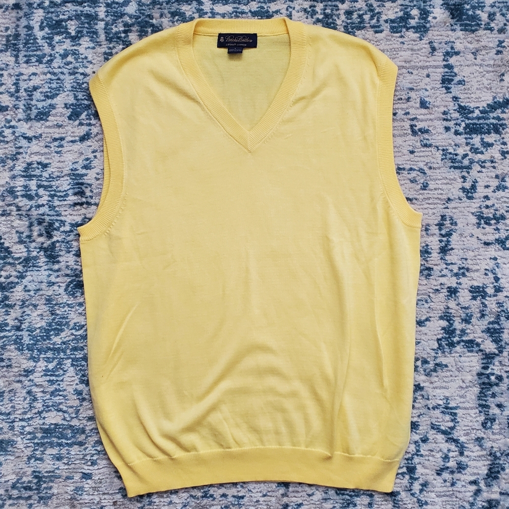 Brooks Brothers Yellow Vest 💛 Easter 🐣